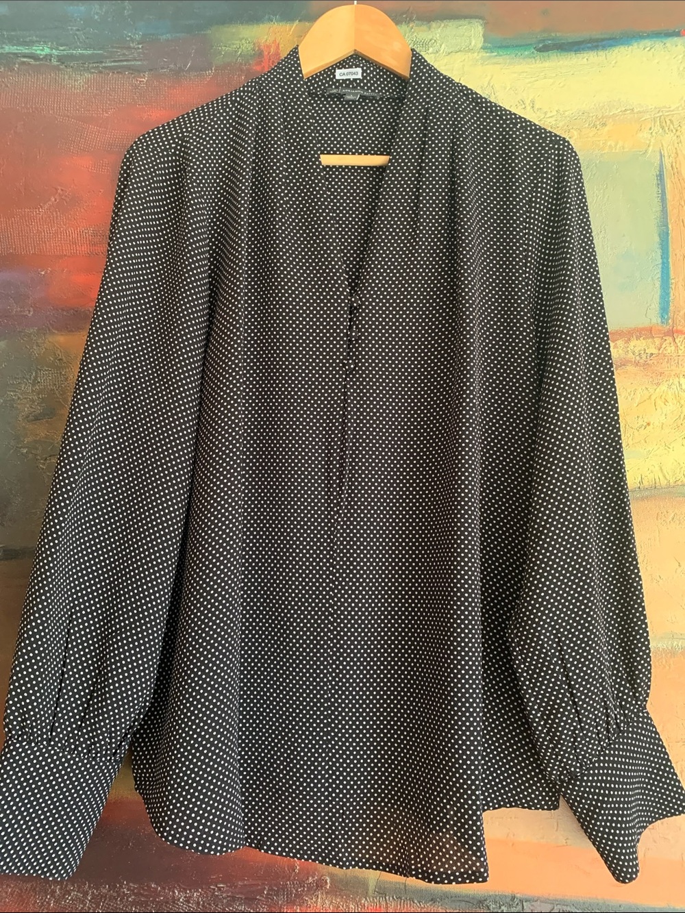 Adrianna Papell Black Polka Dot V-Neck Blouse, Sz L